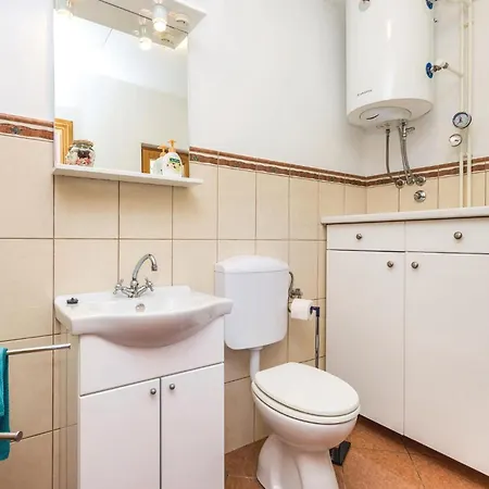 Apartment Gorgeous In With House Sea View *