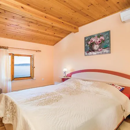 Apartment Gorgeous In With House Sea View *
