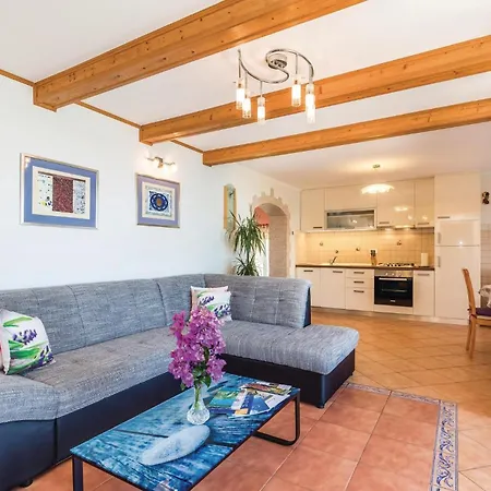 Gorgeous In With House Sea View
