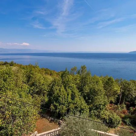 Apartment Gorgeous In With House Sea View *